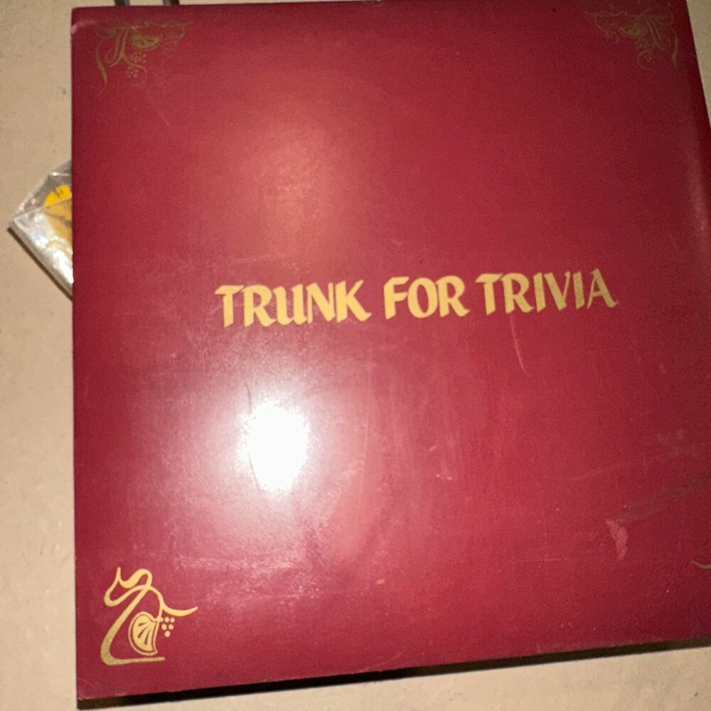 Trunk for Trivial Pursuit RARE Game Set